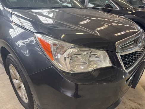 Used 2016 Subaru Forester 2.5i Premium image 2