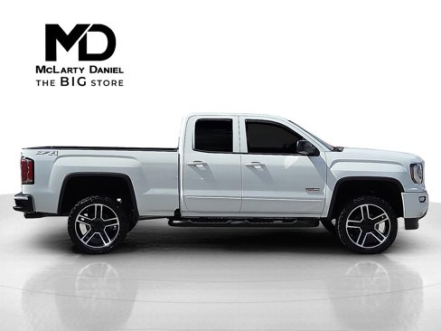 Used 2018 GMC Sierra 1500 SLT w/ All Terrain Package image 6