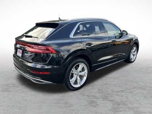 Used 2020 Audi Q8 Premium w/ Convenience Package image 7