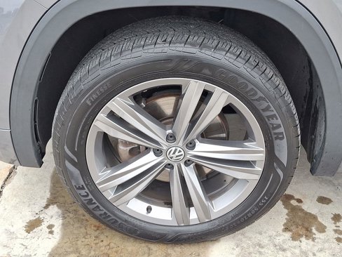 Used 2019 Volkswagen Atlas SEL R-Line image 46
