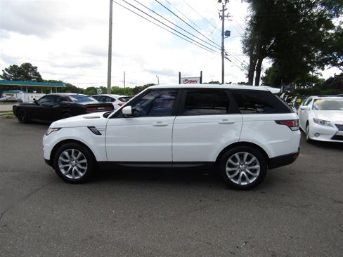 Used 2015 Land Rover Range Rover Sport HSE image 4