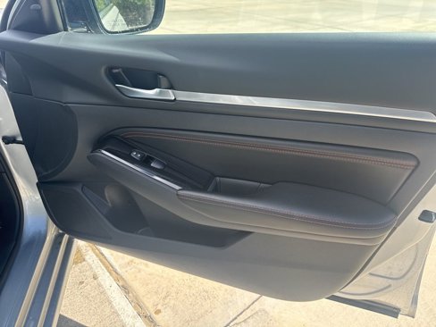 Used 2023 Nissan Altima 2.5 SR image 15