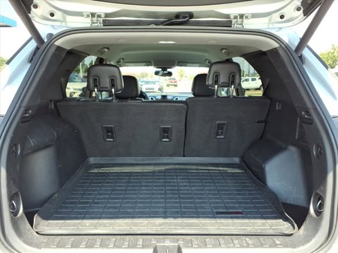 Used 2018 Chevrolet Equinox Premier image 18