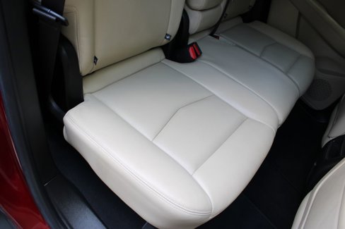 Used 2018 Cadillac XT5 Luxury w/ Driver Awareness Package image 26