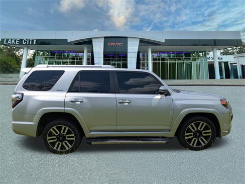Used 2015 Toyota 4Runner Limited image 2