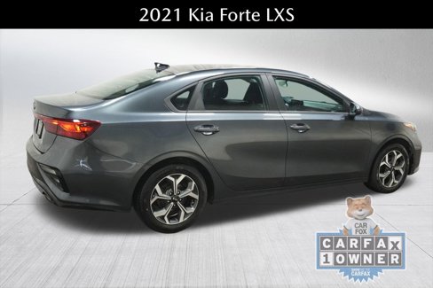 Used 2021 Kia Forte LXS image 7