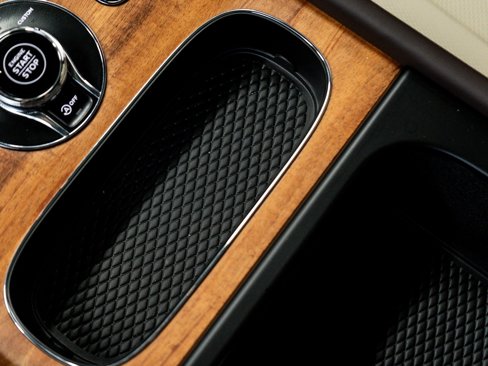 New 2025 Bentley Bentayga image 34