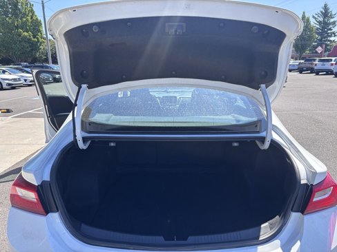 Used 2023 Chevrolet Malibu LT image 17