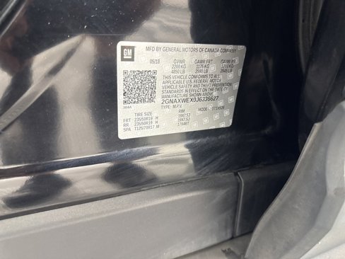 Used 2018 Chevrolet Equinox Premier image 9