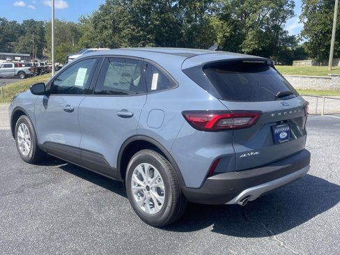 New 2025 Ford Escape Active image 3