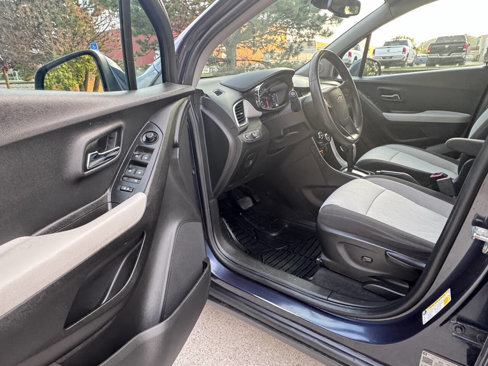 Used 2019 Chevrolet Trax LT image 9