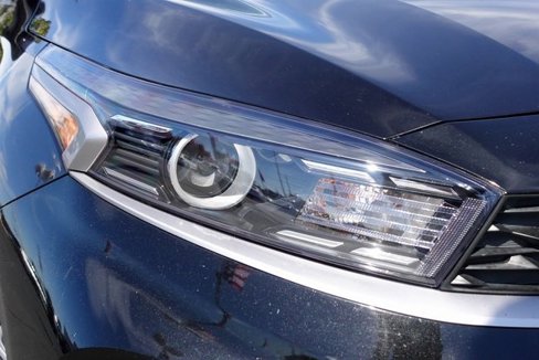 Used 2022 Kia Forte LXS image 7