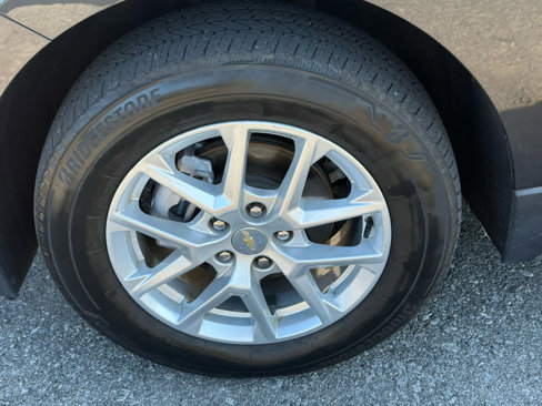 Used 2022 Chevrolet Equinox LS image 29