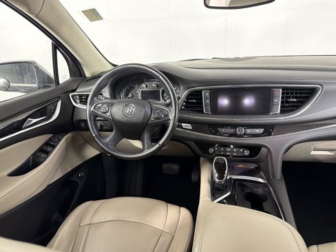 Used 2018 Buick Enclave Essence image 23
