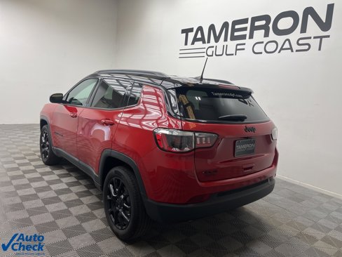 Used 2024 Jeep Compass Latitude w/ Convenience Group image 8
