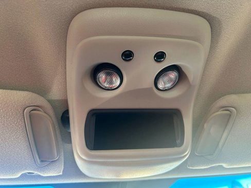 Used 2005 Chevrolet Avalanche LS w/ Onstar Plus Package image 19