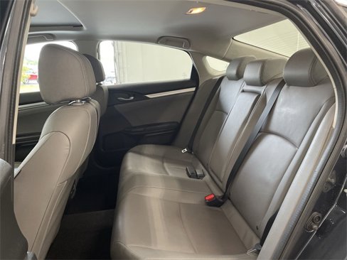 Used 2018 Honda Civic Touring image 16