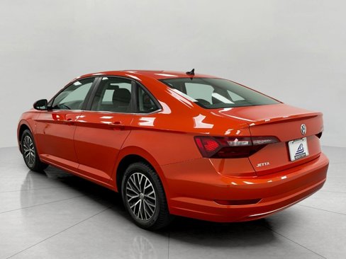 Used 2021 Volkswagen Jetta SE w/ SE Cold Weather Package image 7