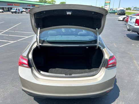 Used 2022 Chevrolet Malibu LT image 62