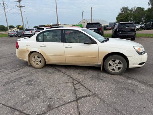 Used 2005 Chevrolet Malibu LS w/ Preferred Equipment Group image 6