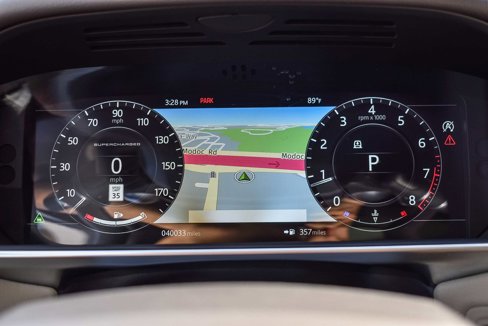 Used 2018 Land Rover Range Rover Sport Supercharged image 25