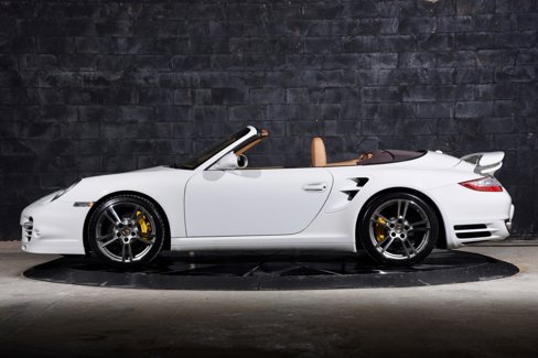 Used 2013 Porsche 911 Turbo S image 22