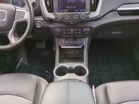 Used 2020 GMC Terrain SLT w/ Preferred Package image 18