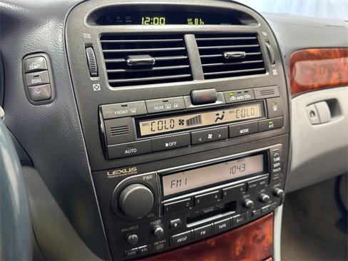 Used 2005 Lexus LS 430 image 17