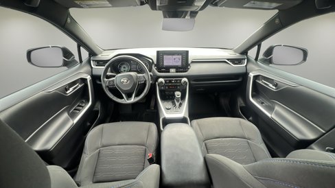Used 2022 Toyota RAV4 SE w/ SE Grade Weather Package image 9