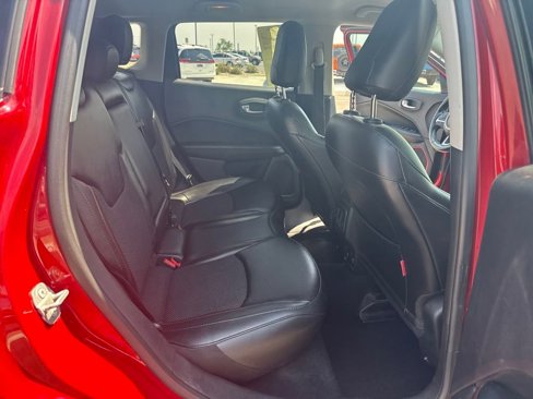 Used 2020 Jeep Compass Trailhawk image 26