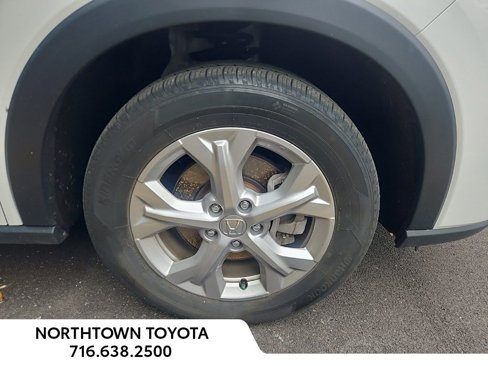 Used 2023 Honda HR-V LX image 2