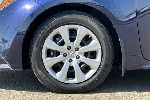 Certified 2022 Toyota Corolla LE image 25