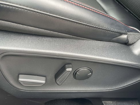 Used 2025 Ford Escape ST-Line image 15