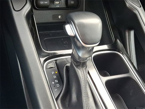 Used 2022 Kia Telluride S image 16