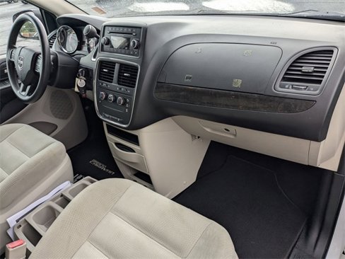 Used 2016 Dodge Grand Caravan SE w/ Quick Order Package 29E SE image 33