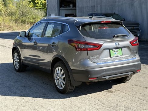 Used 2021 Nissan Rogue Sport SV image 8