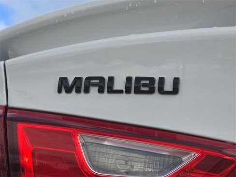 Certified 2022 Chevrolet Malibu RS image 33