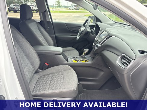 Used 2024 Chevrolet Equinox LT image 10
