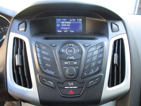 Used 2012 Ford Focus SE image 12