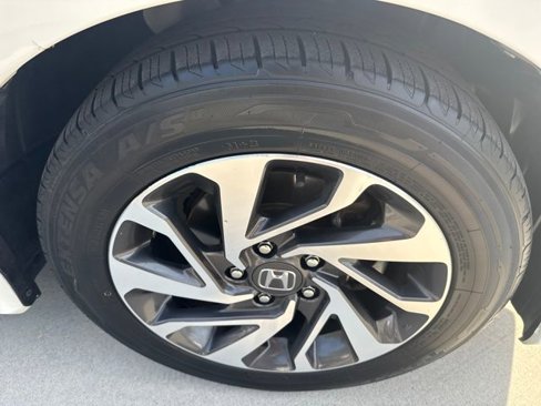 Used 2017 Honda Civic EX image 19