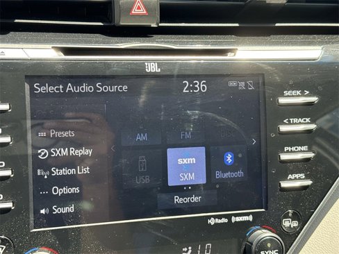 Used 2018 Toyota Camry XSE image 12