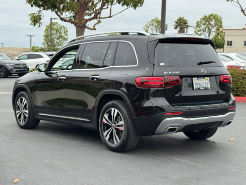 Certified 2025 Mercedes-Benz GLB 250 image 12