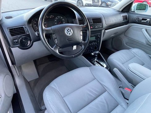 Used 2002 Volkswagen Jetta GLS image 16
