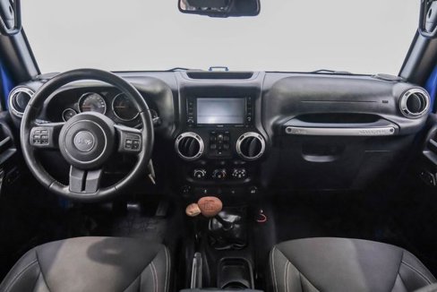 Used 2016 Jeep Wrangler Unlimited Sahara image 11