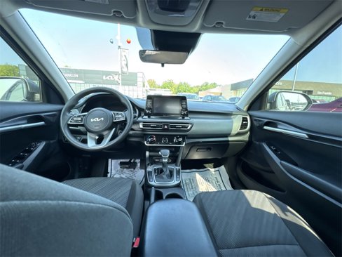 Used 2022 Kia Seltos LX image 10