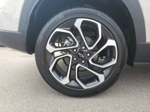 New 2026 Chevrolet Trax RS w/ Driver Confidence Package image 6