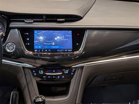 Used 2024 Cadillac XT6 Sport w/ Technology Package image 23