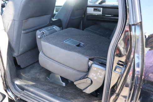 Used 2017 Ford Expedition EL XLT image 27