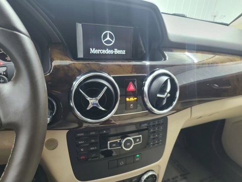 Used 2014 Mercedes-Benz GLK 350 2WD image 24
