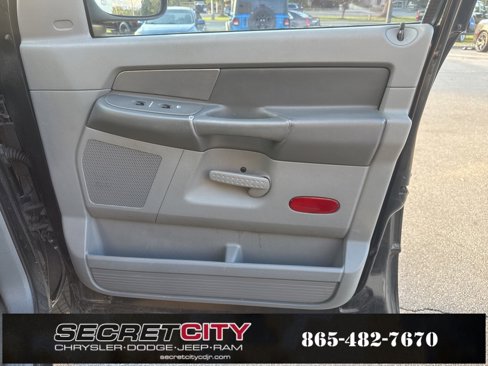 Used 2006 Dodge Ram 1500 Truck SLT image 11